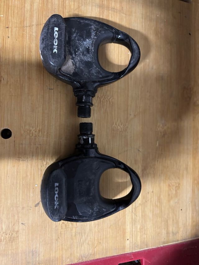 Pedales automaticos look