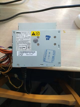 Fuente alimentación ordenador sobremesa.