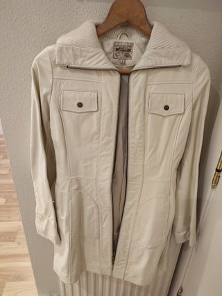 Abrigo de piel crudo Stradivarius 