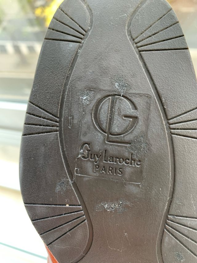 Zapatos Guy Laroche PARIS