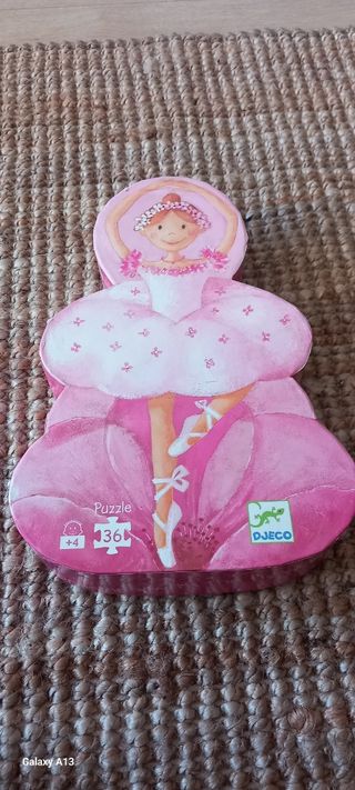 PUZZLE DJECO The ballerina With the flow