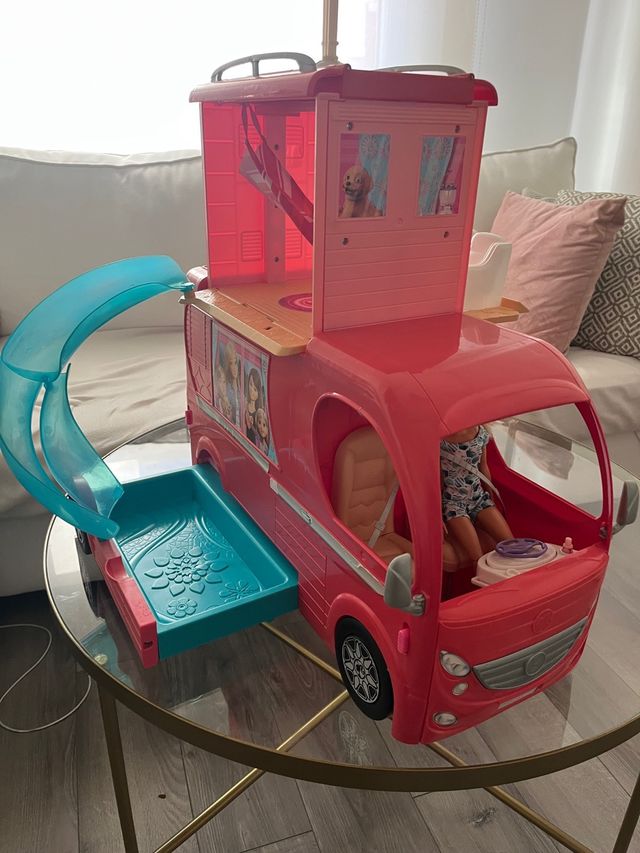 Super caravana Barbie dream camper incluida Barbie