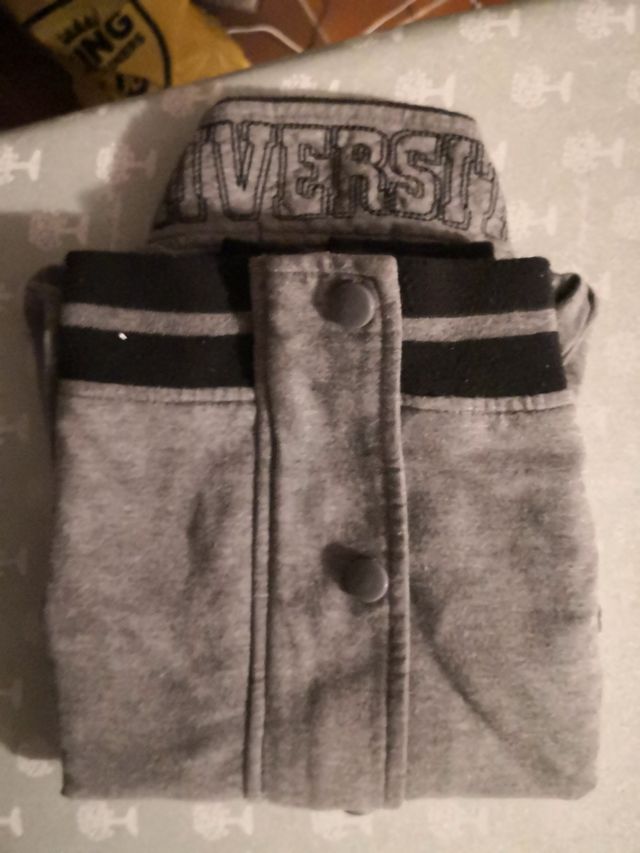 Felpa urchin taglia 8 anni