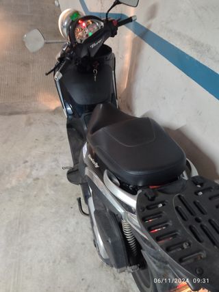Piaggio Beverly 400cc