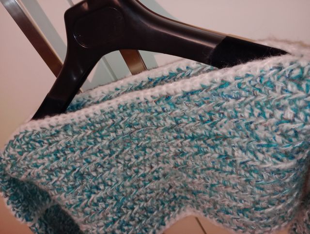 Maglioncino fatto a mano