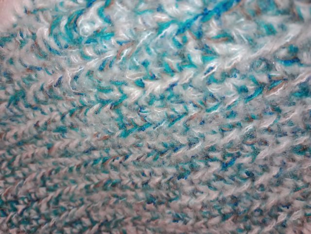 Maglioncino fatto a mano