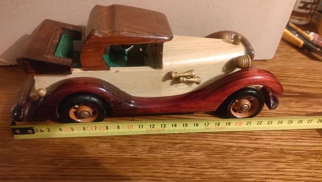 Auto D'epoca In Miniatura Legno