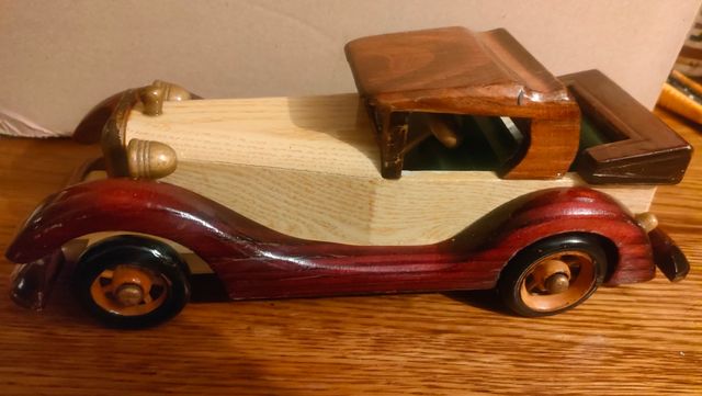 Auto D'epoca In Miniatura Legno