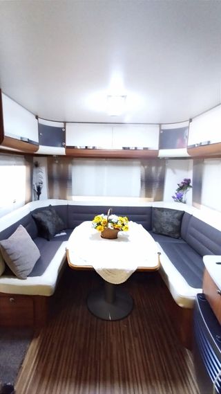Caravana Àdria Adora 5,63 PU