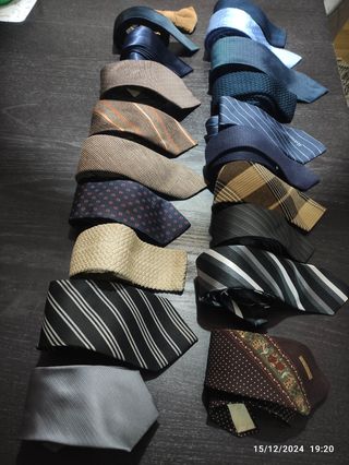 Se venden corbatas 