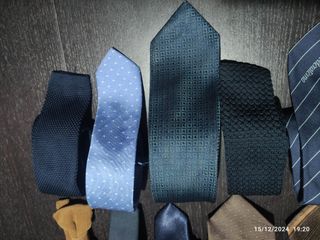 Se venden corbatas 