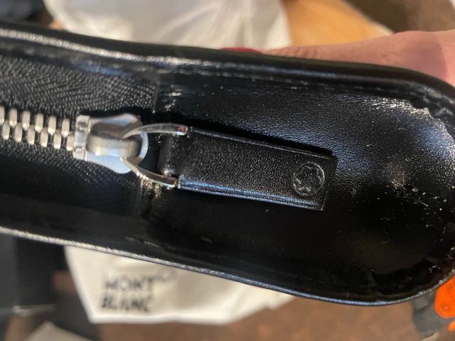 Montblanc sottobraccio portadocumenti