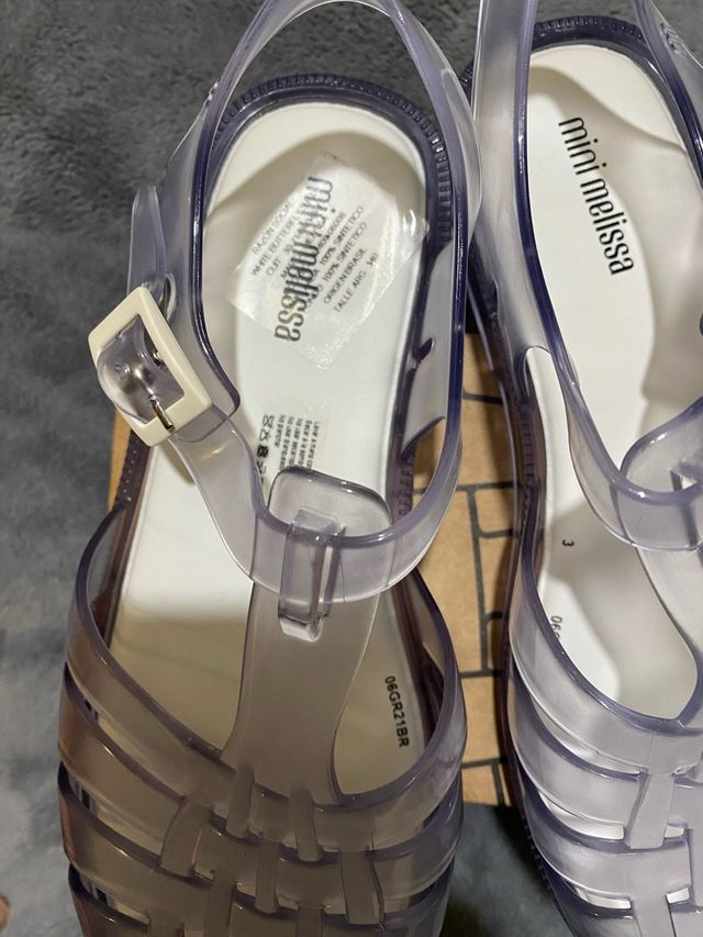 Sandalia Melissa niña