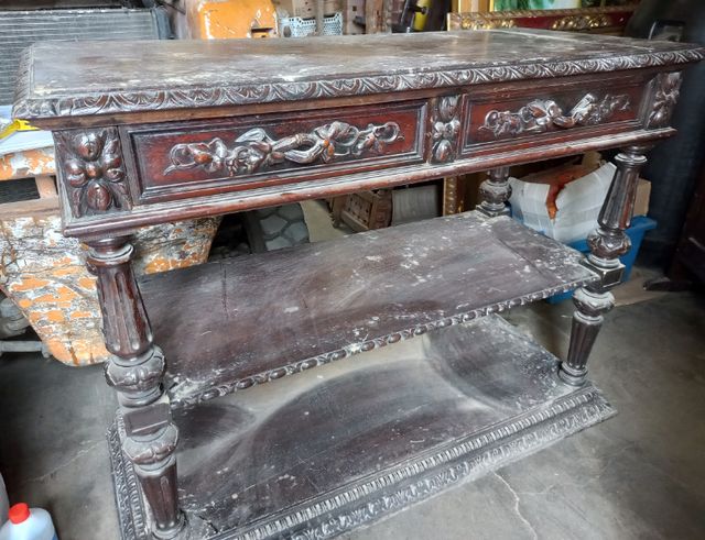 MUEBLES ANTIGUOS, HAY 8 DIFERENTES