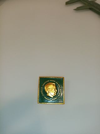 INSIGNIA PIN ANTIGUO