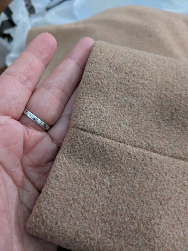 Cappotto cammello Stradivarius, è nuovo