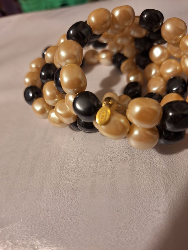 Bracciale con perle a spirale