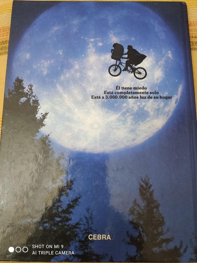 El libro de E.T.el extraterrestre