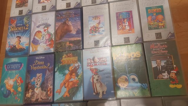 Lote 30 VHS Disney . Películas infantiles
