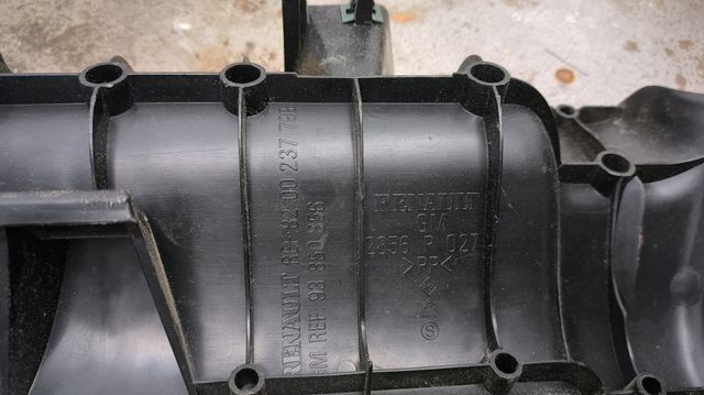 Embellecedor plástico asiento Trafic