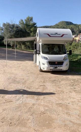 Autocaravana roller team 284