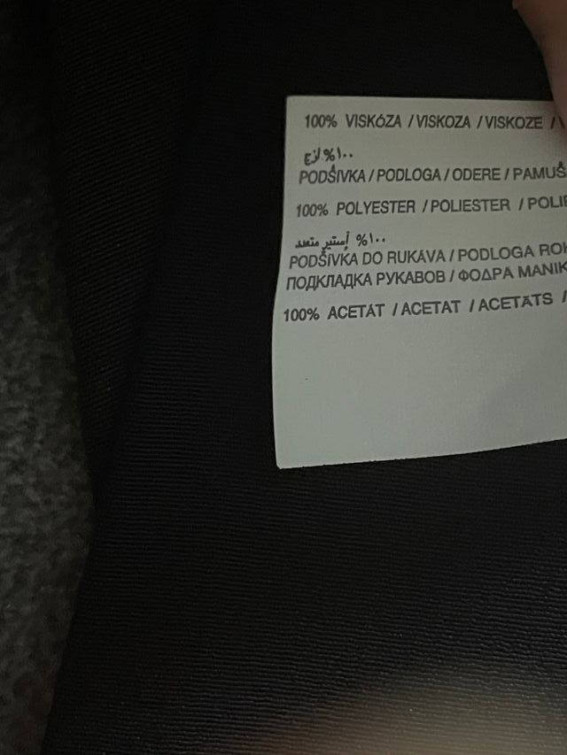 Americana negra, de Mango, estampado flores