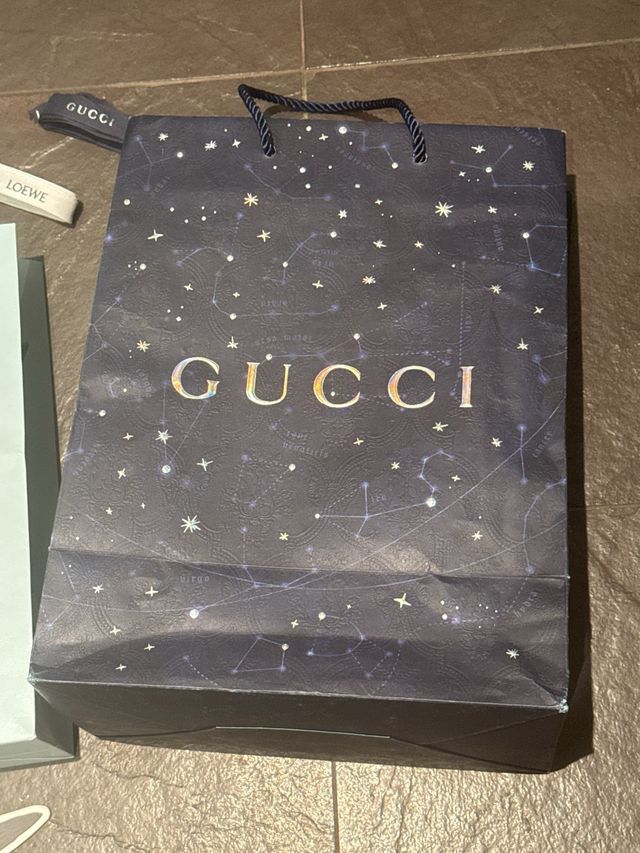Bolsa Loewe y Gucci con lazos