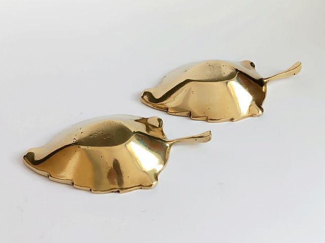 Dos ceniceros de bronce, antigua, vintage.