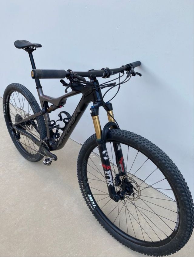 Orbea Oiz M10 TR XT fox kashima