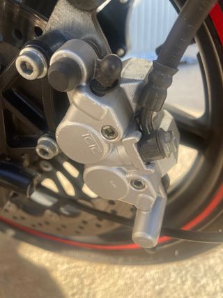Pinza de freno delantero Hyosung Comet