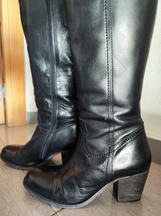 Botas altas piel talla 39