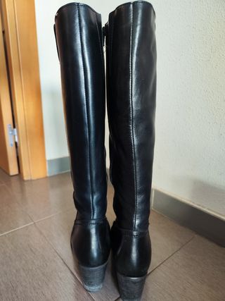 Botas altas piel talla 39