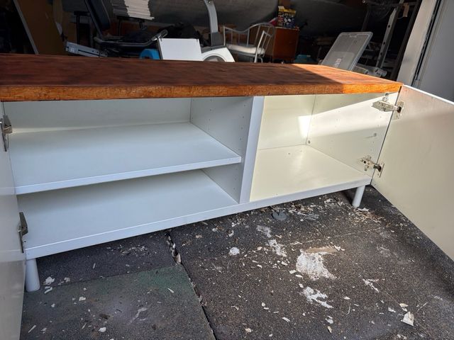 Mueble Tv Besta IKEA restaurado sin patas