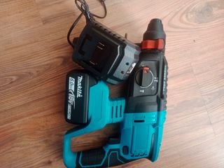 Martillo taladro tipo makita a bateria