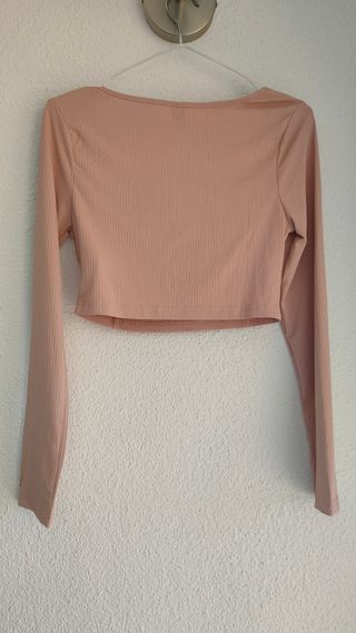 Crop top nude escote fruncido