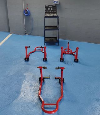 Alquiler foso para mecánica de coches