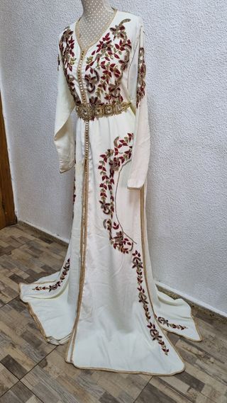 Tekchita/vestido de fiesta marroquí