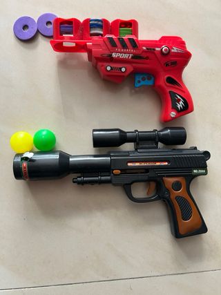 lote juguetes- pistolas