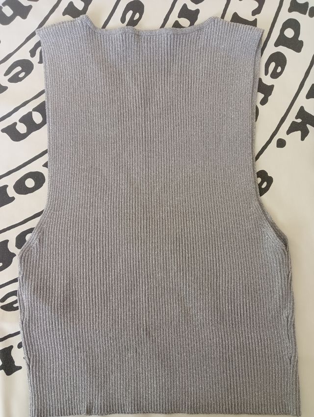 Crop top gris metalizado mujer Zara