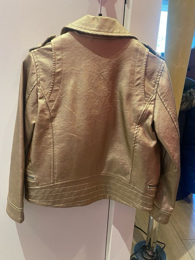 Cazadora polipiel niña zara nuevo talla 8