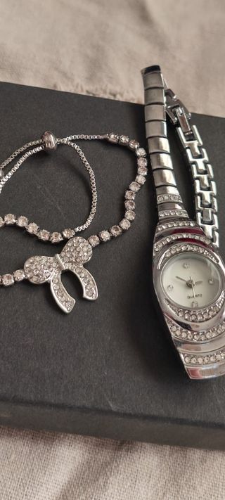 Conjunto reloj y pulsera