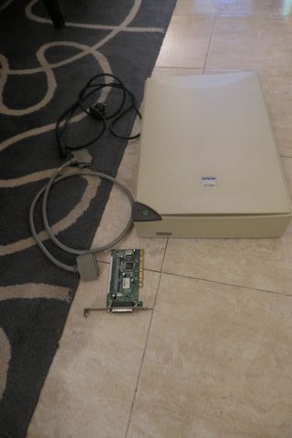 Escaner EPSON GT-7000 SCSI