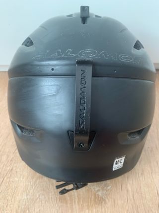 Casco y botas de snowboard