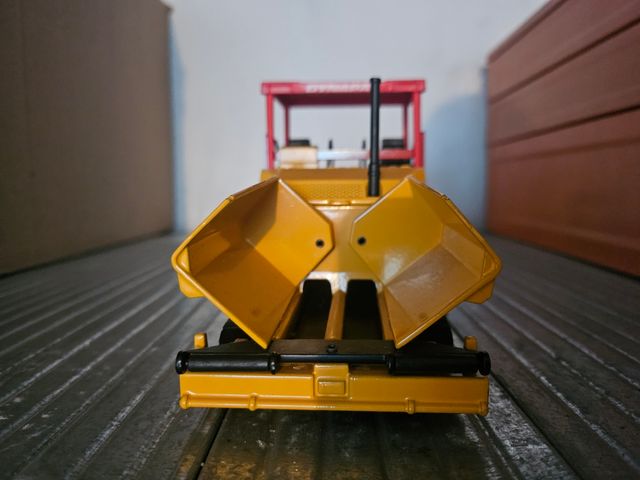 Modellino Dynapac F181 CS