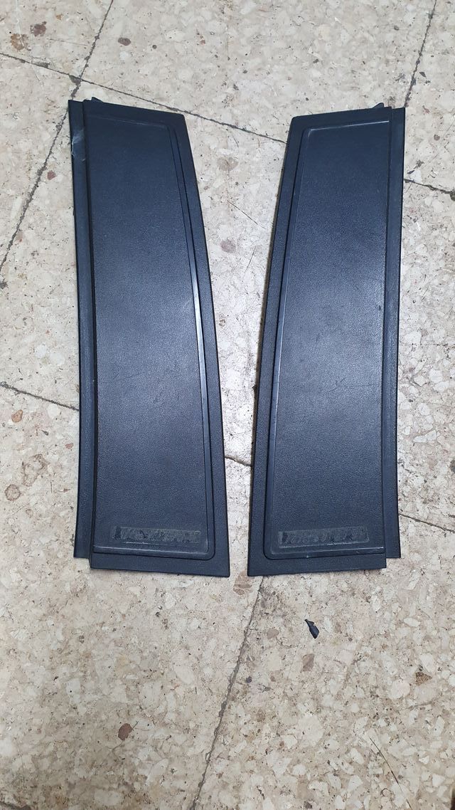 Molduras puertas verticales Volvo 480