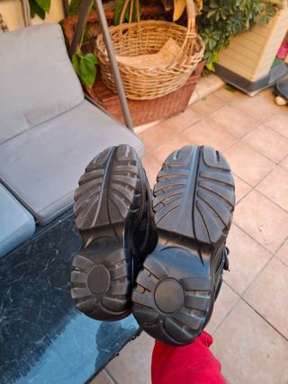 Botines, deportivos de tacón alto (sin usar)
