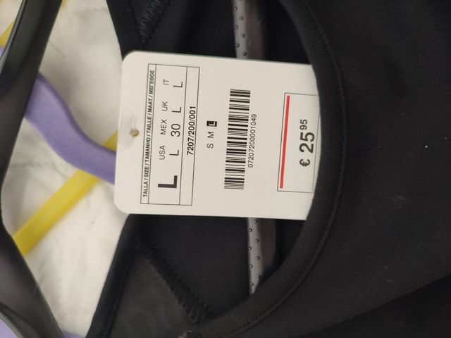 Vestido negro Stradivarius T. L