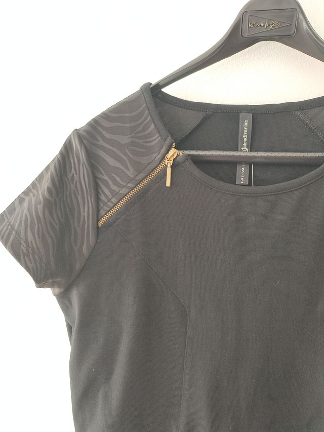 Vestido negro Stradivarius T. L