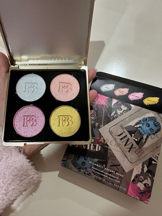 Arcane Fenty Beauty Jinx highlighter Palette