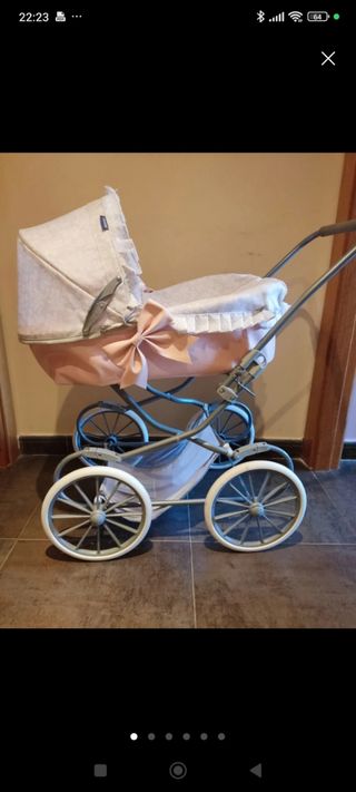 Carrito de muñecas